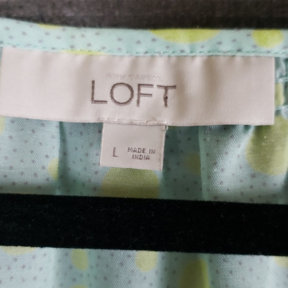 Loft sheer light mint green with yellow circles size L top - Picture 4 of 7